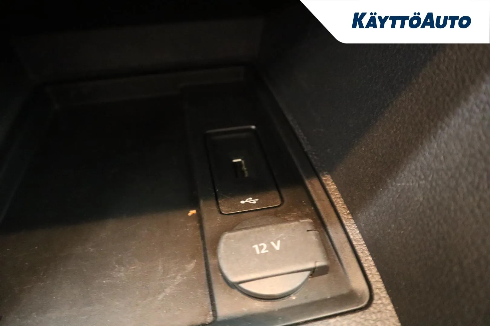 VOLKSWAGEN Caddy YJY-188 carousel image
