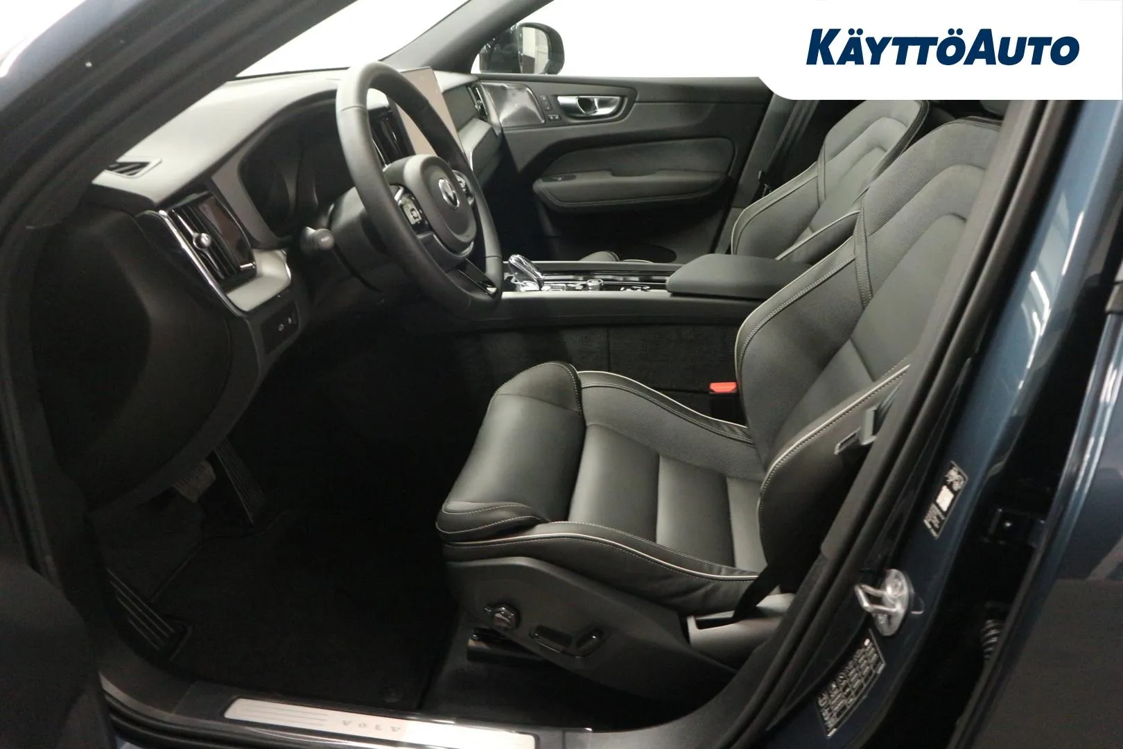 Volvo XC60 ISJ-269 carousel image
