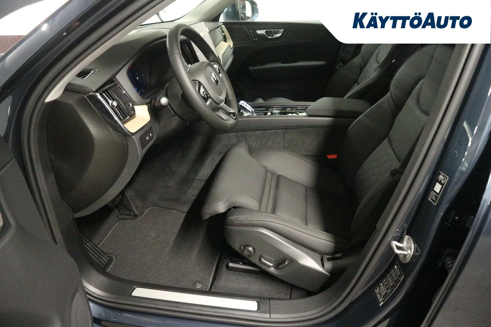 Volvo XC60 ISK-424 carousel image
