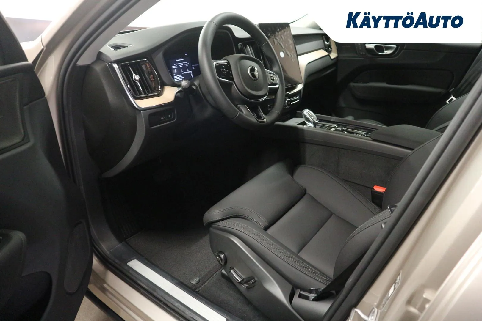 Volvo XC60 ISK-440 carousel image