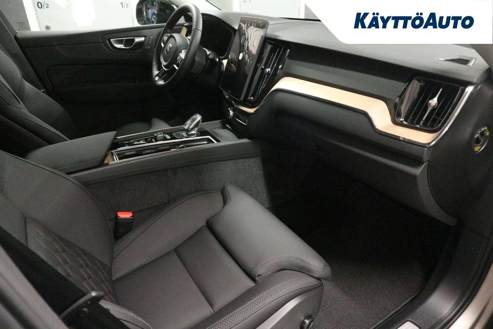 Volvo XC60 ISK-440 carousel image