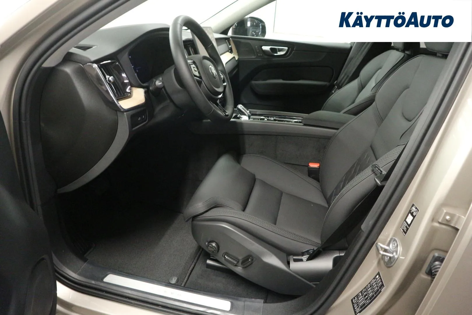 Volvo XC60 ISK-440 carousel image