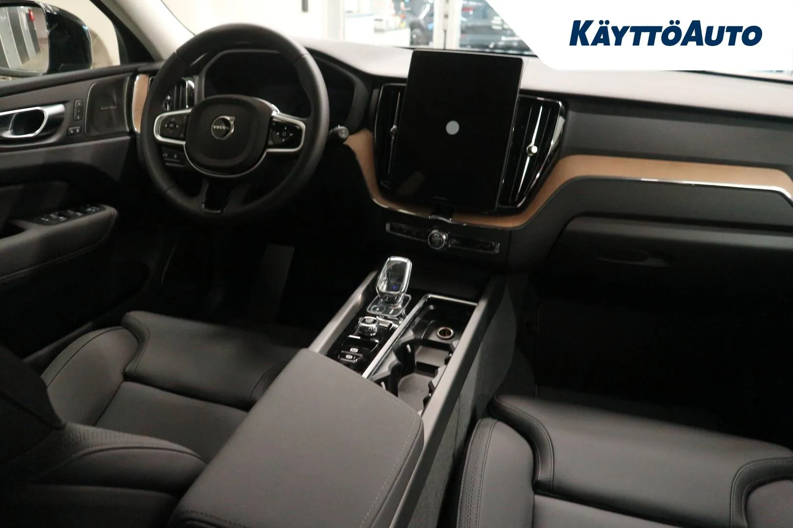 Volvo XC60 ISK-448 carousel image