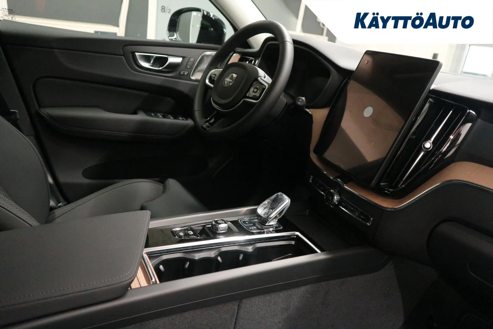Volvo XC60 ISK-448 carousel image