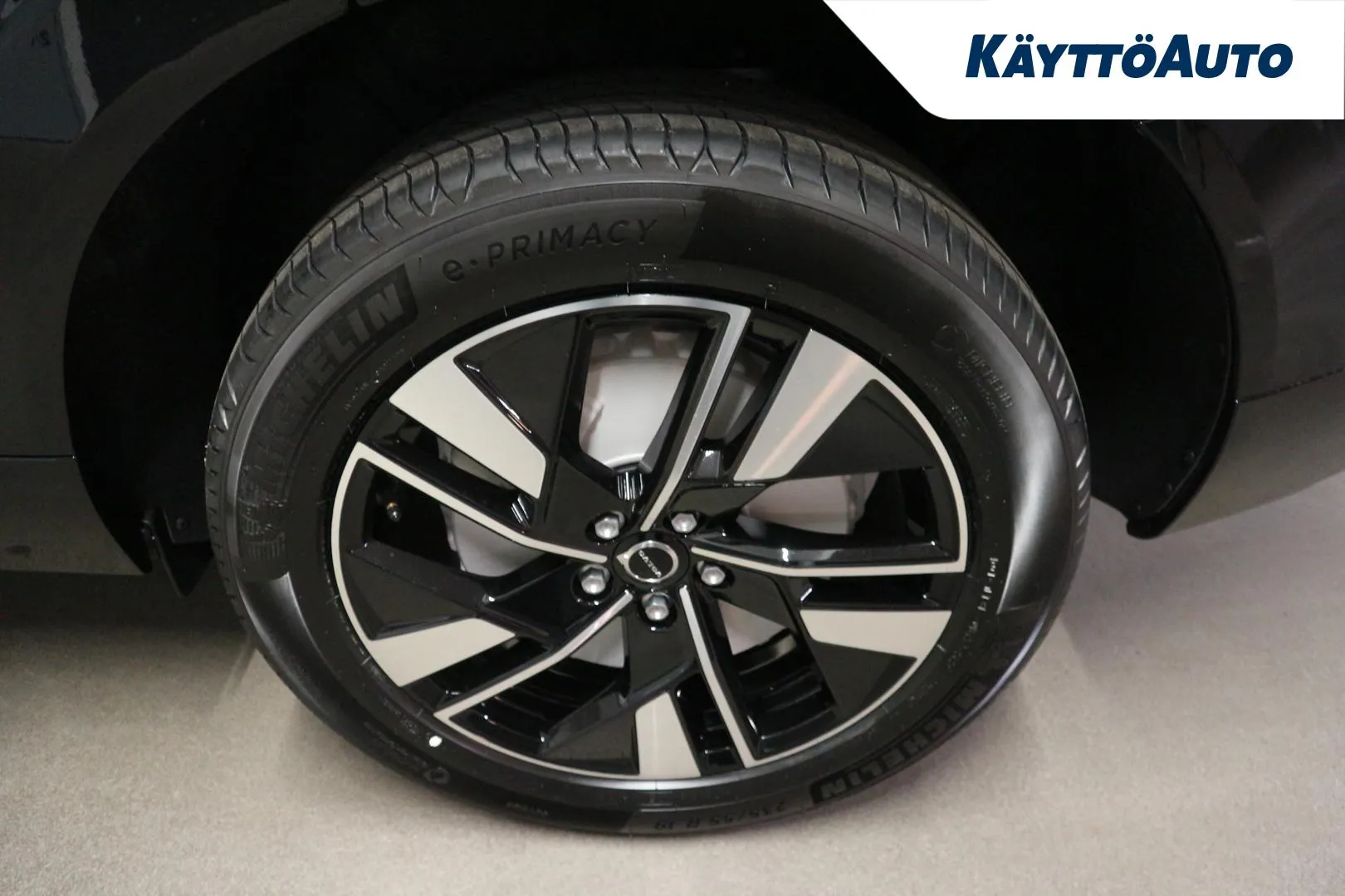 Volvo XC60 ISK-452 carousel image