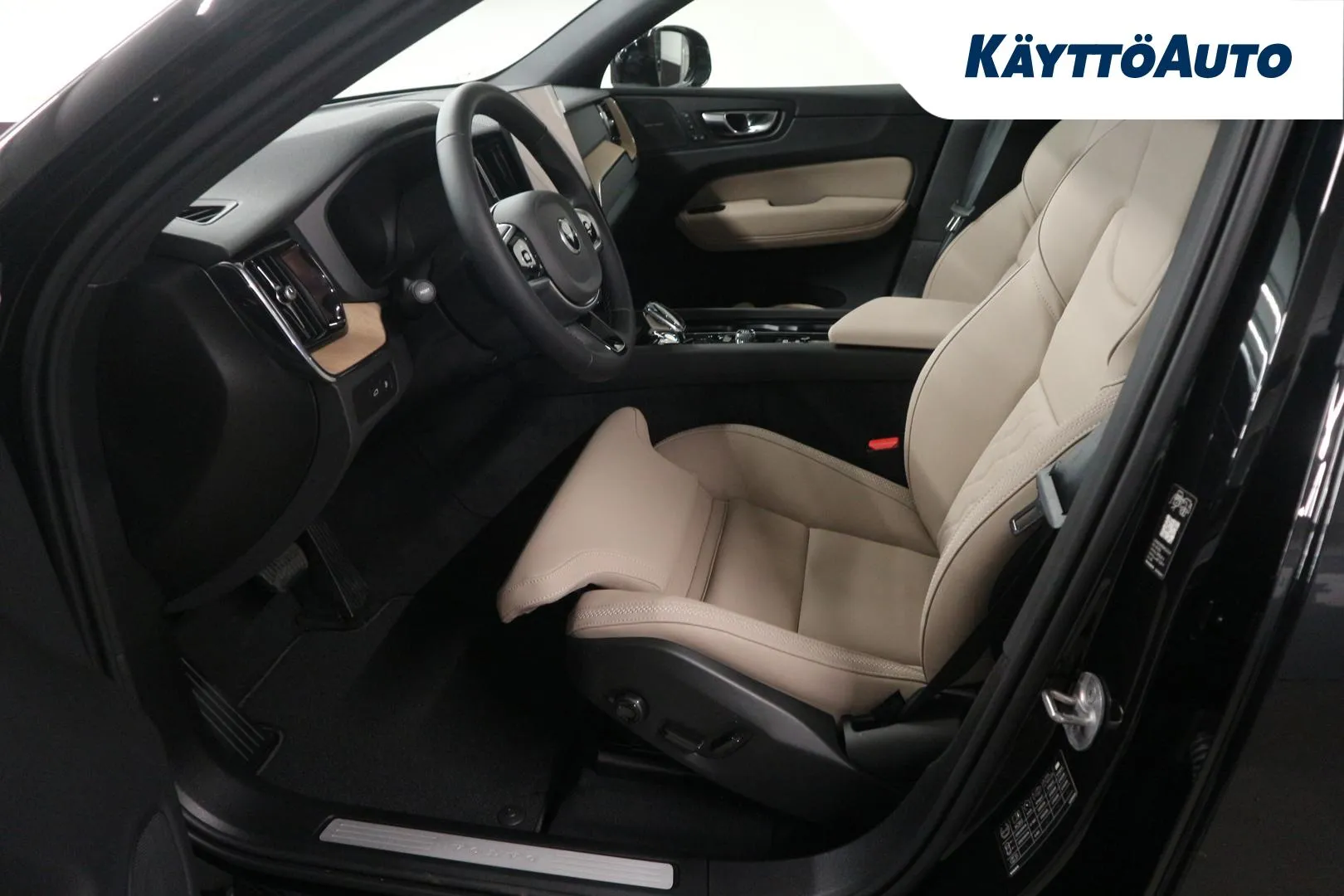 Volvo XC60 ISK-452 carousel image