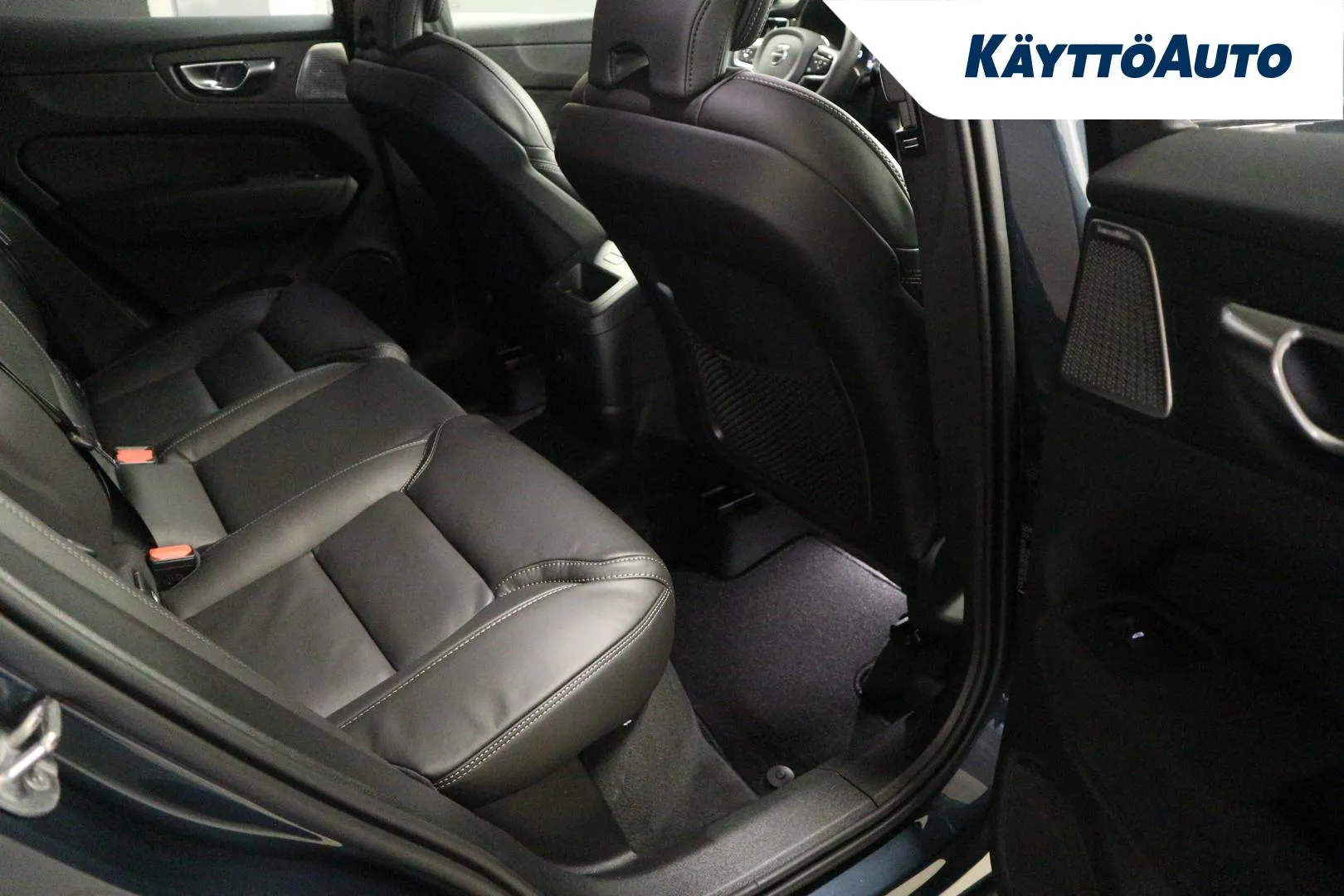Volvo XC60 ISK-453 carousel image