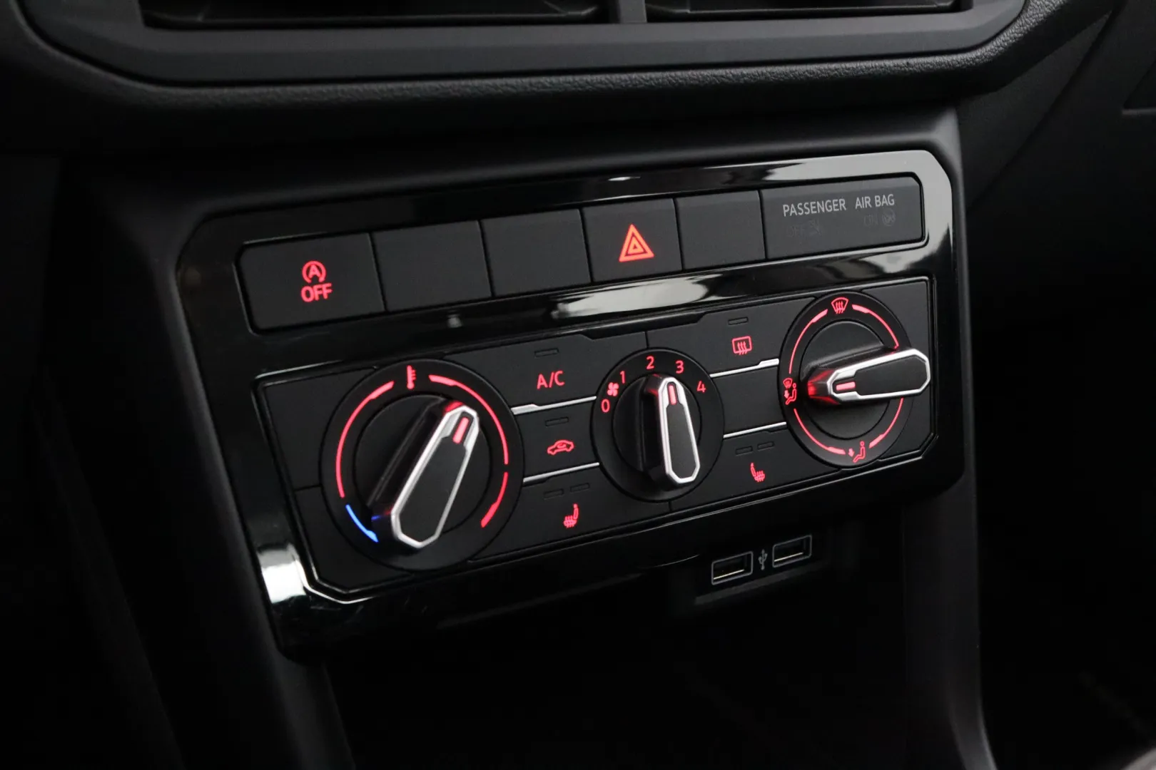 VOLKSWAGEN T-Cross CMR-778 carousel image