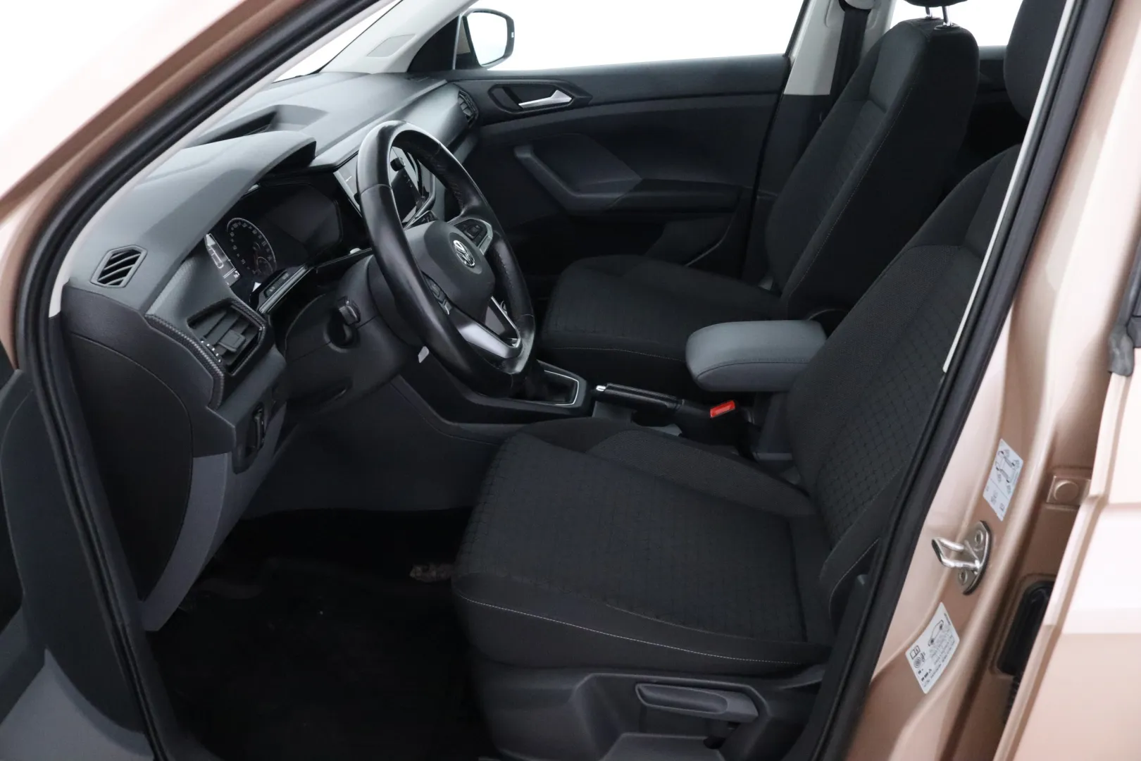 VOLKSWAGEN T-Cross CMR-778 carousel image