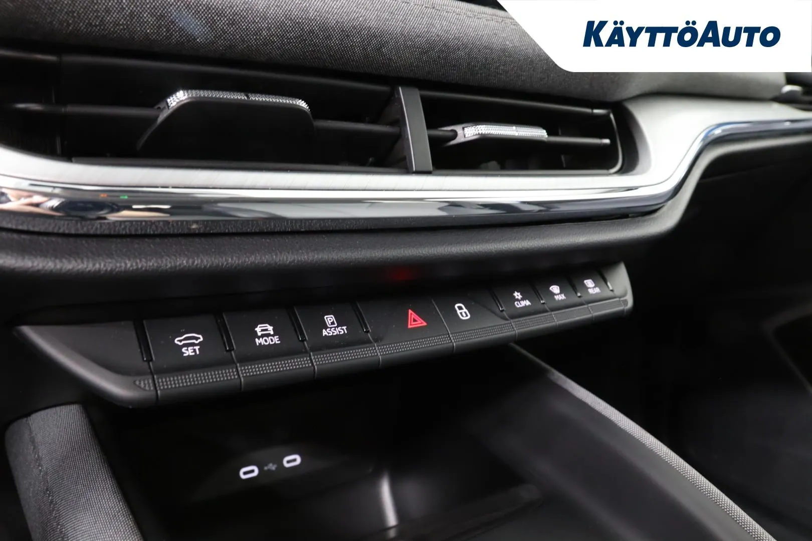 Skoda Enyaq FRM-426 carousel image