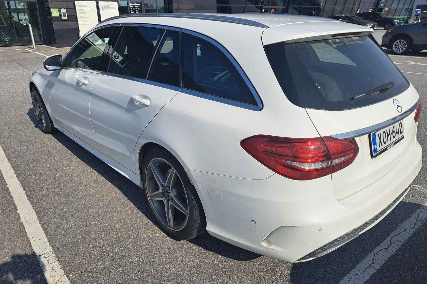 MERCEDES-BENZ C XOM-642 carousel image