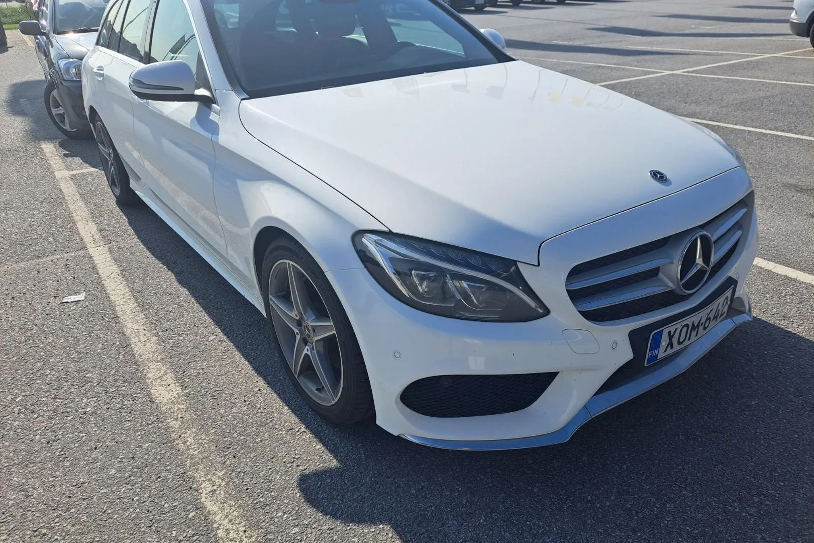 MERCEDES-BENZ C XOM-642 carousel image