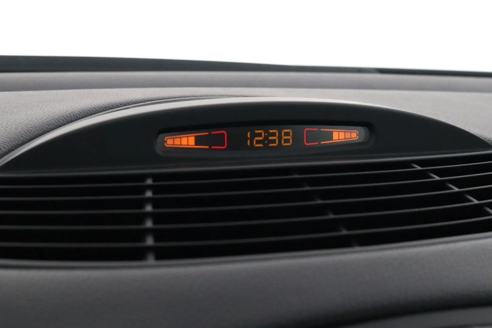 MERCEDES-BENZ SL XNA-422 carousel image