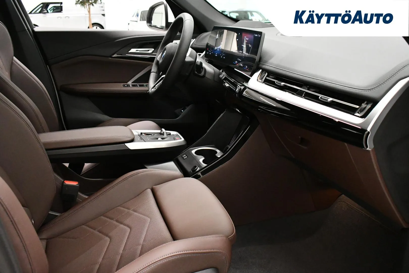BMW iX1 GRJ-810 carousel image