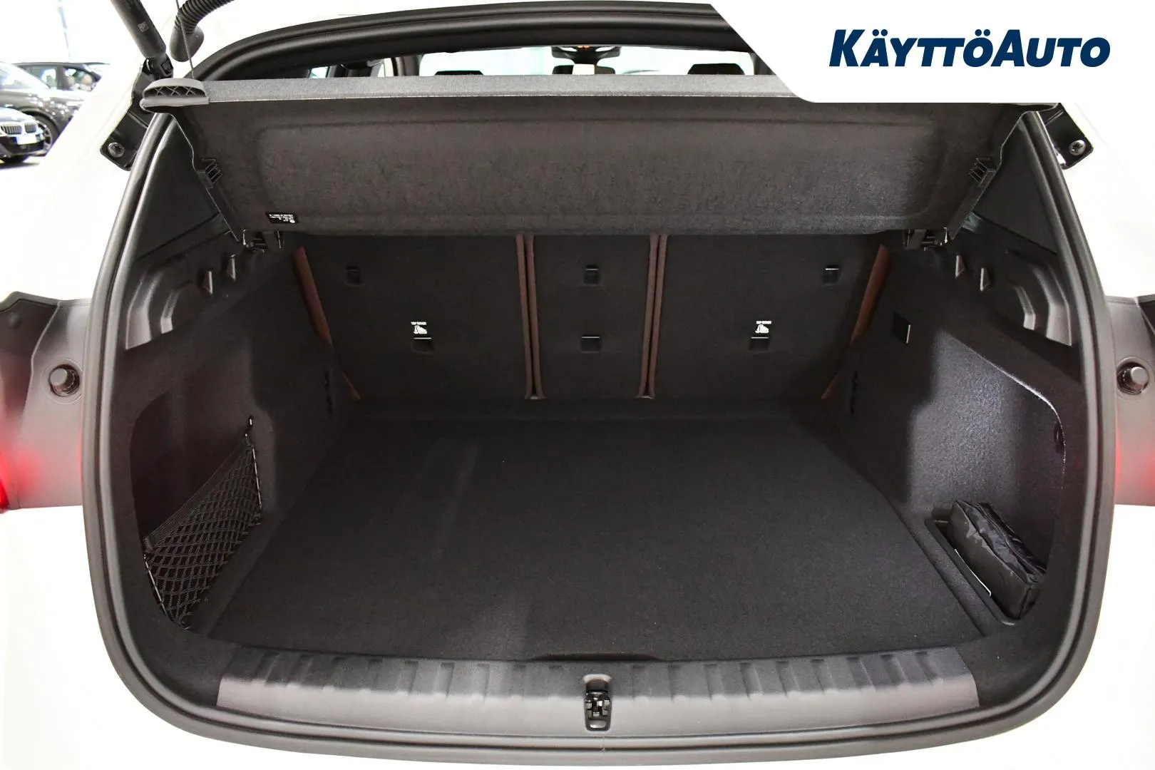 BMW iX1 GRJ-810 carousel image