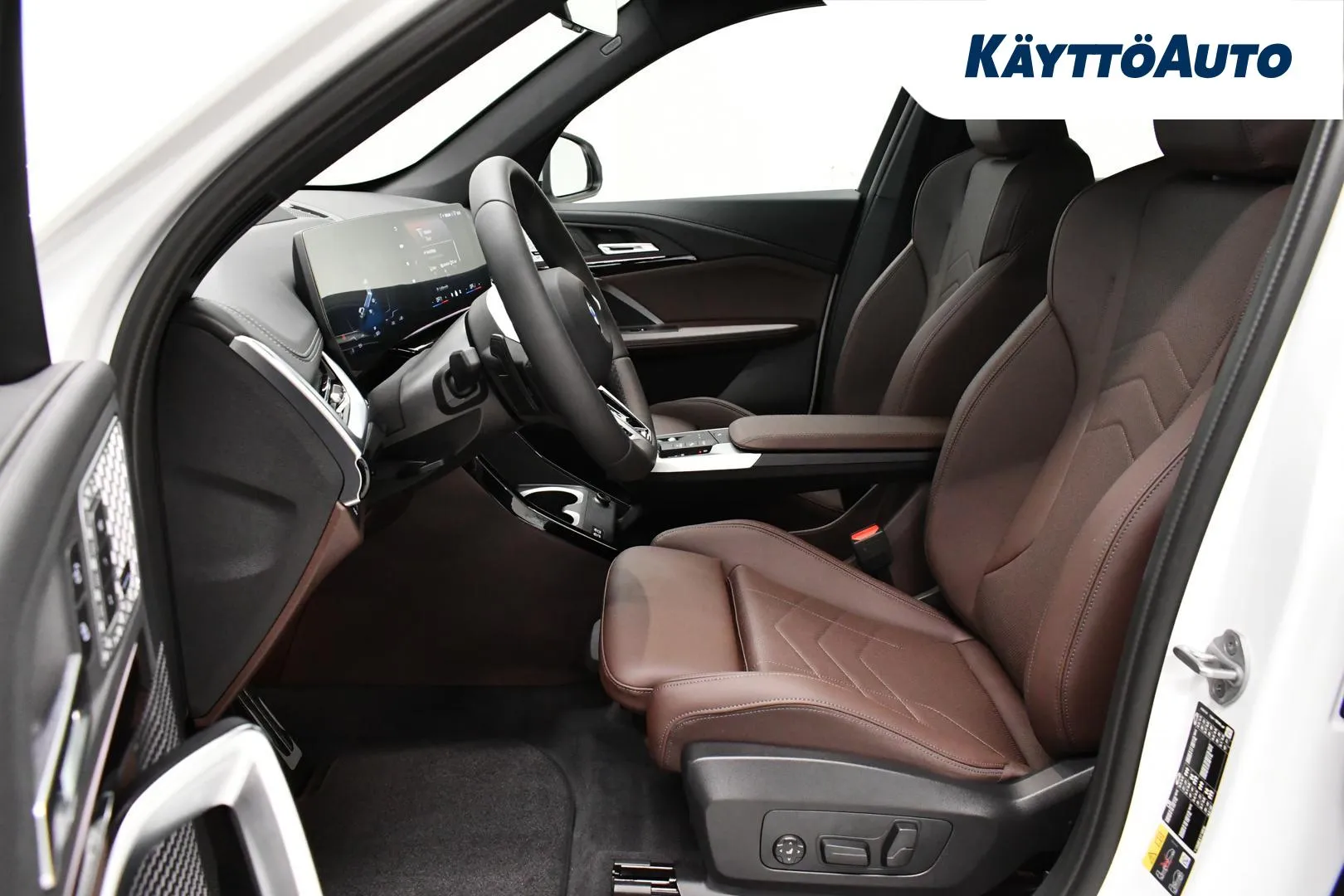 BMW iX1 GRJ-810 carousel image