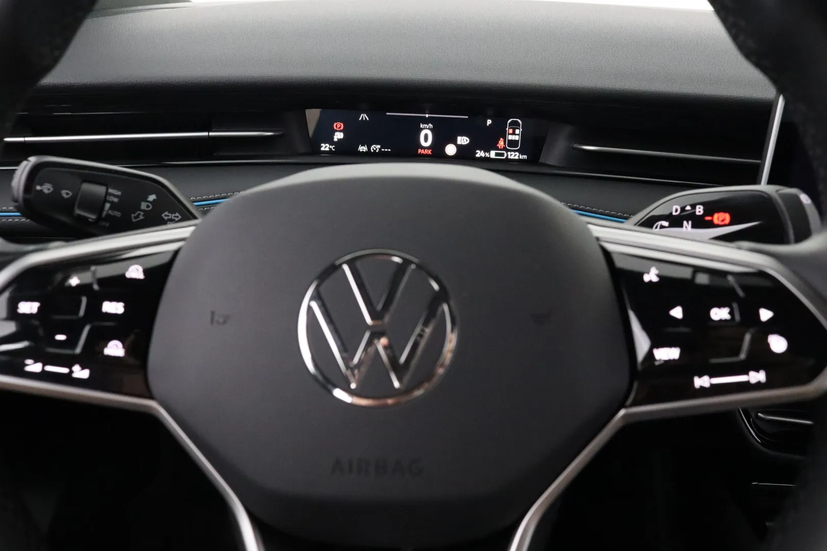 VOLKSWAGEN ID.7 RVP-586 carousel image