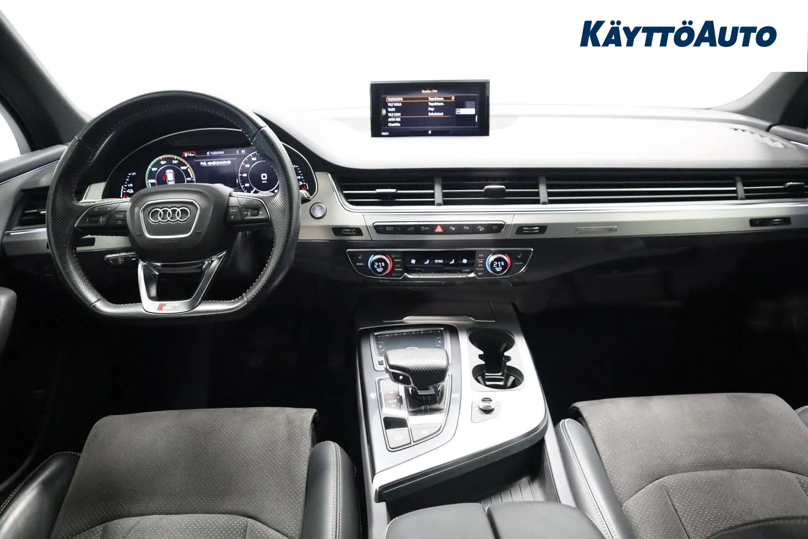 AUDI Q7 ZLU-342 carousel image