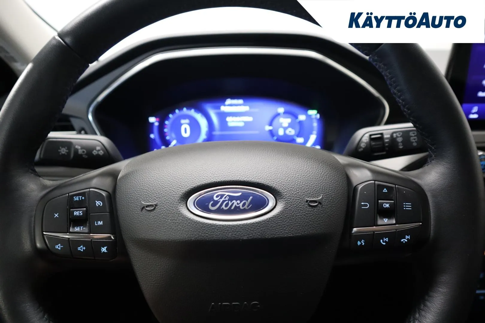 FORD Kuga FPE-131 carousel image
