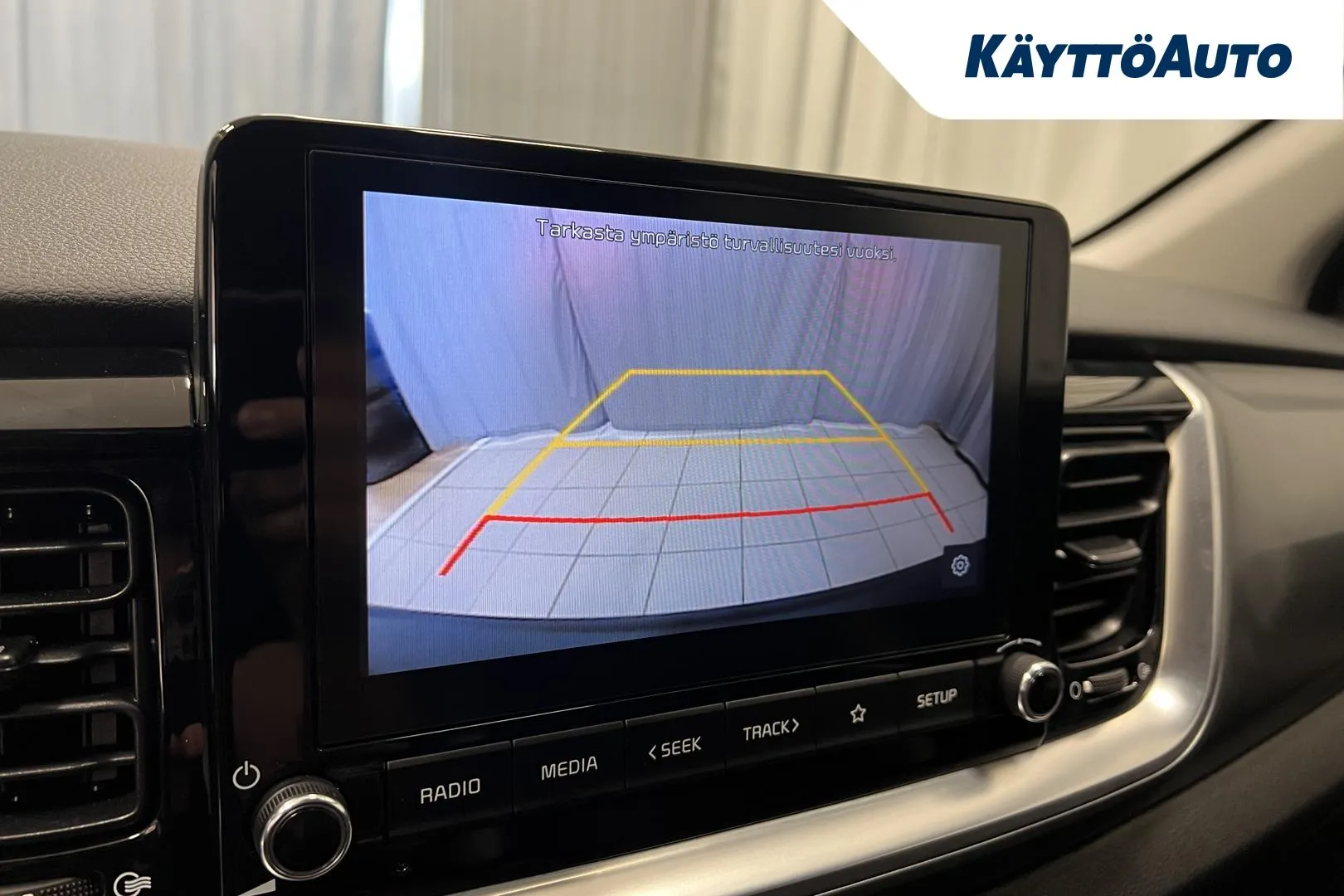 KIA Stonic KTZ-463 carousel image