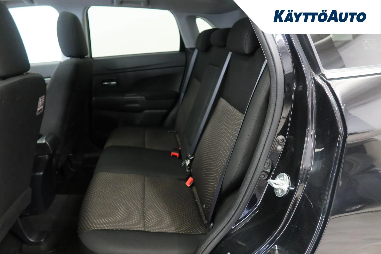Mitsubishi ASX NIV-979 carousel image