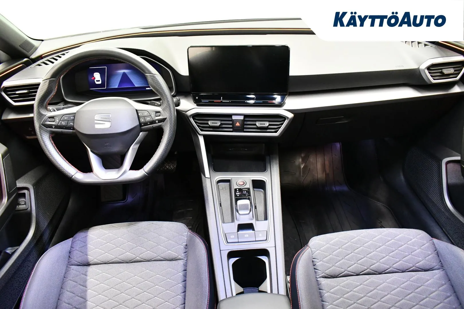 SEAT Leon XSZ-566 carousel image