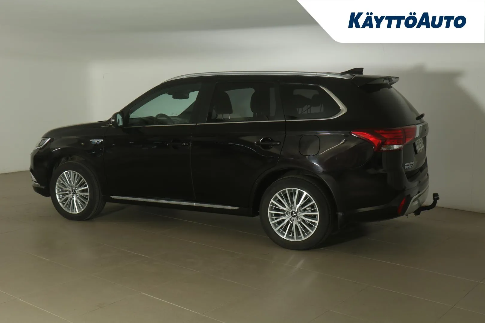 MITSUBISHI Outlander PHEV YXZ-576 carousel image