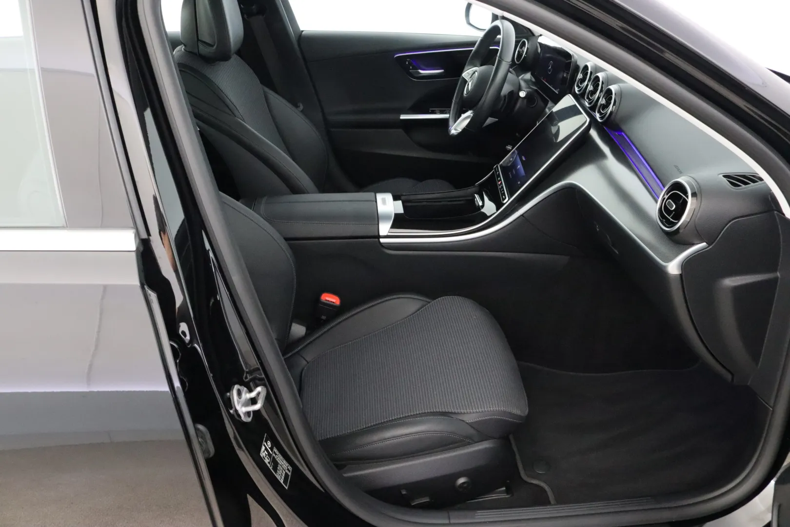 MERCEDES-BENZ C LRA-957 carousel image