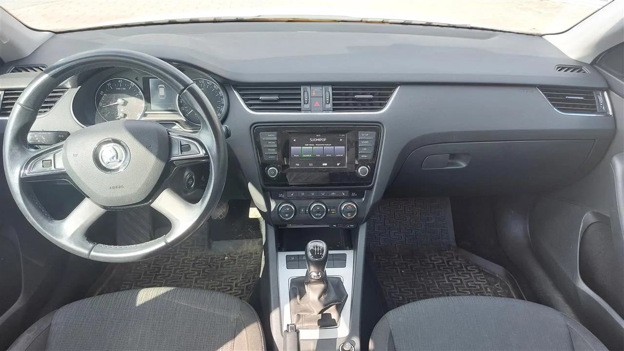 SKODA Octavia FLS-428 carousel image