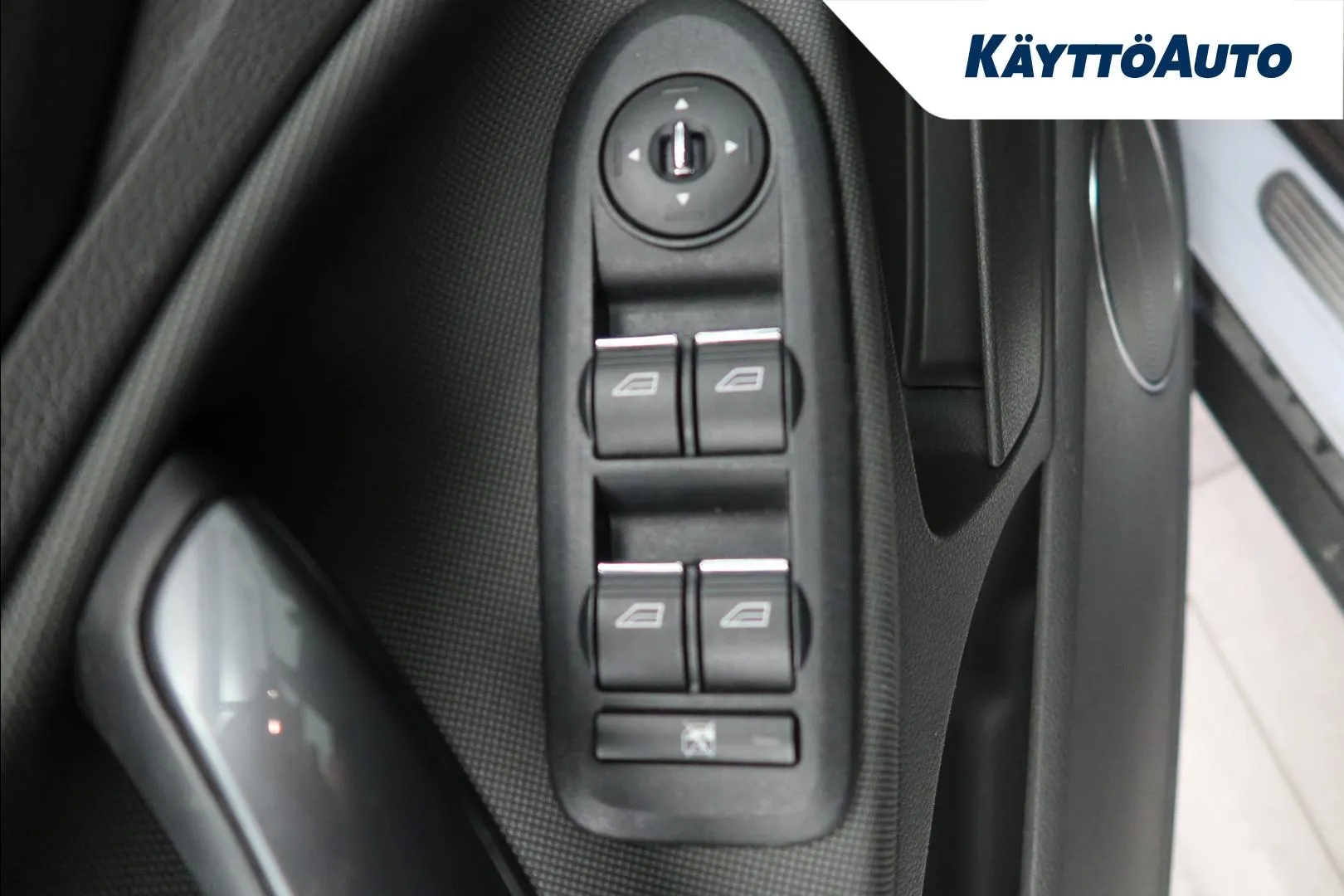 FORD Kuga GJS-968 carousel image