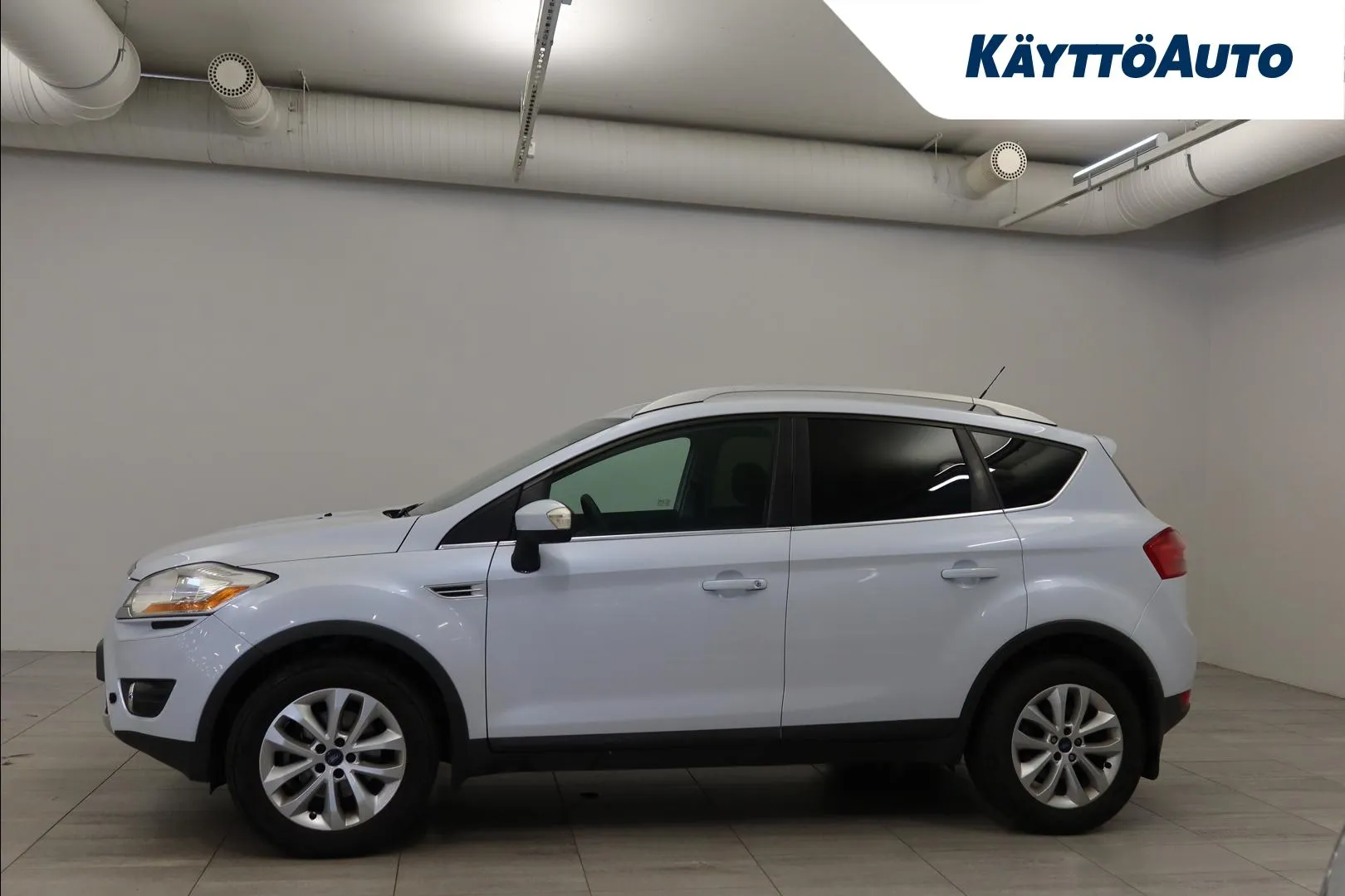 FORD Kuga GJS-968 carousel image
