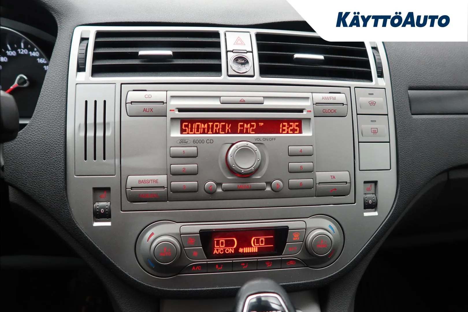 FORD Kuga GJS-968 carousel image