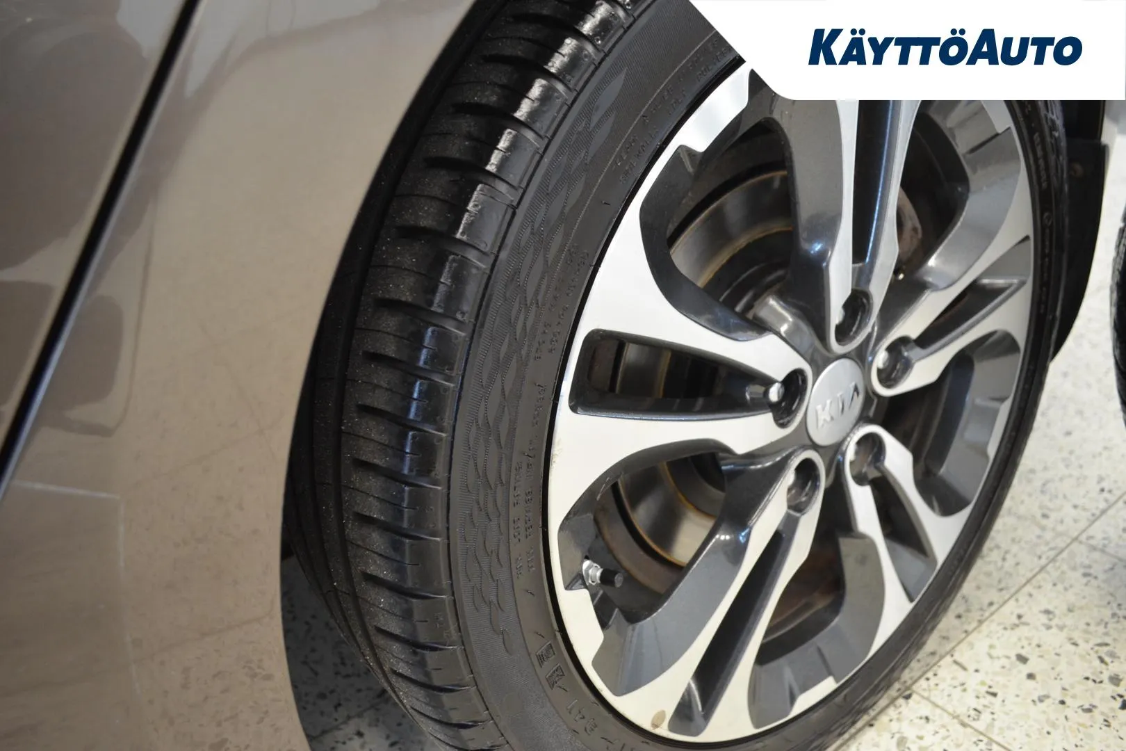 KIA CEED OTR-512 carousel image