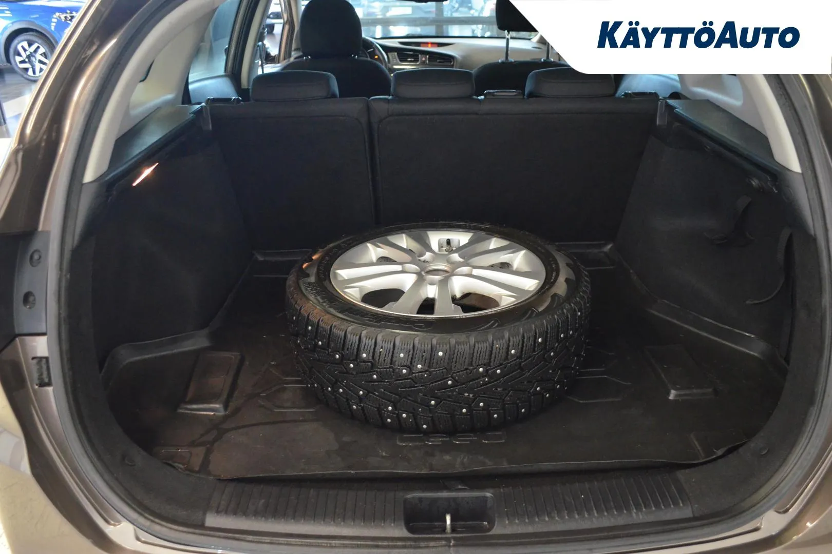 KIA CEED OTR-512 carousel image