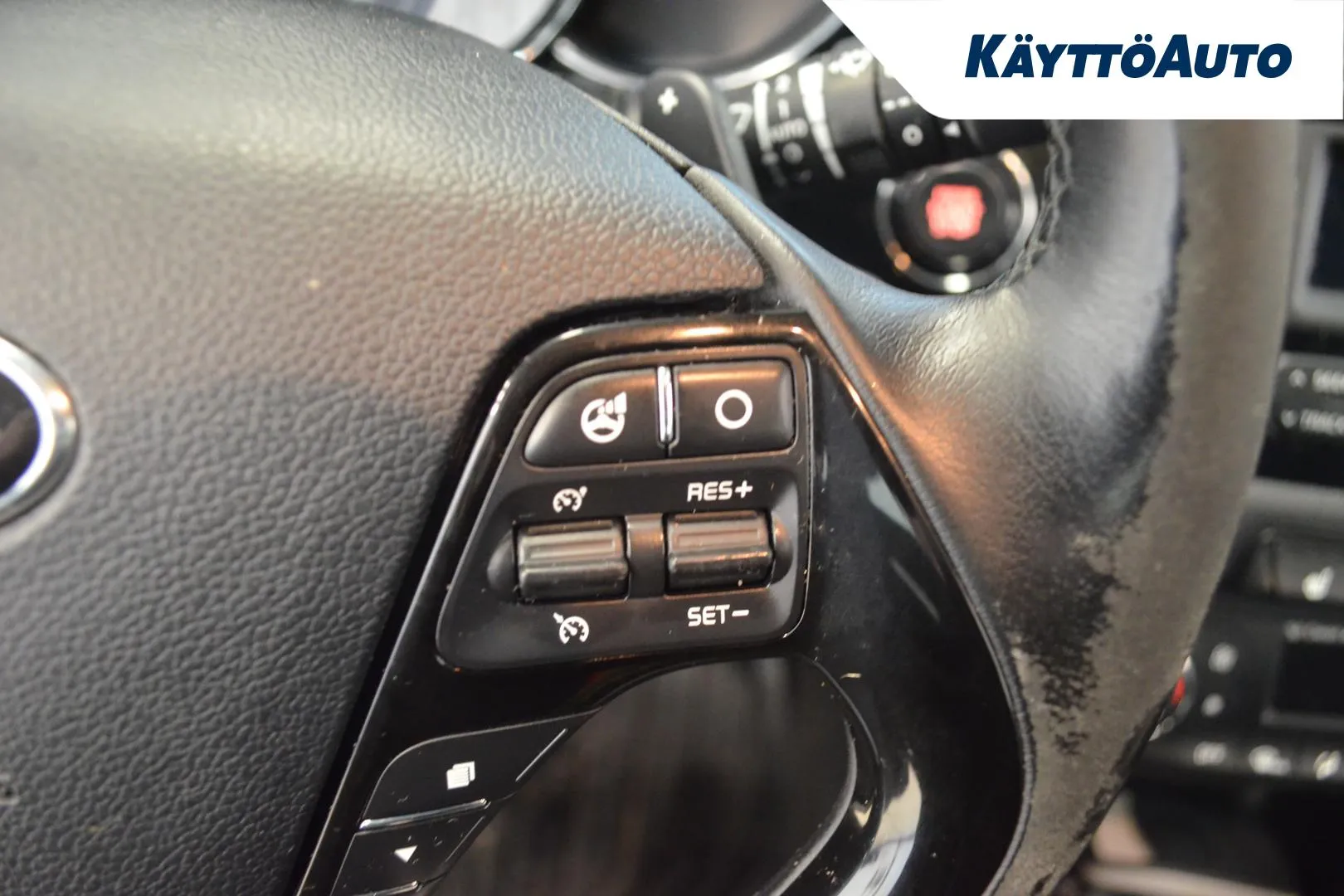KIA CEED OTR-512 carousel image