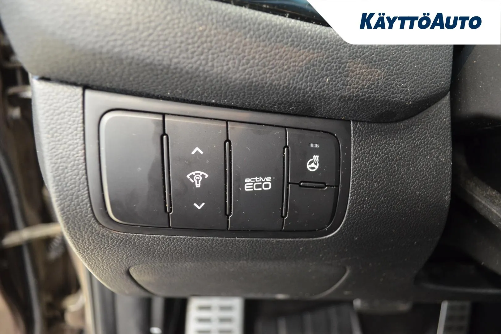 KIA CEED OTR-512 carousel image
