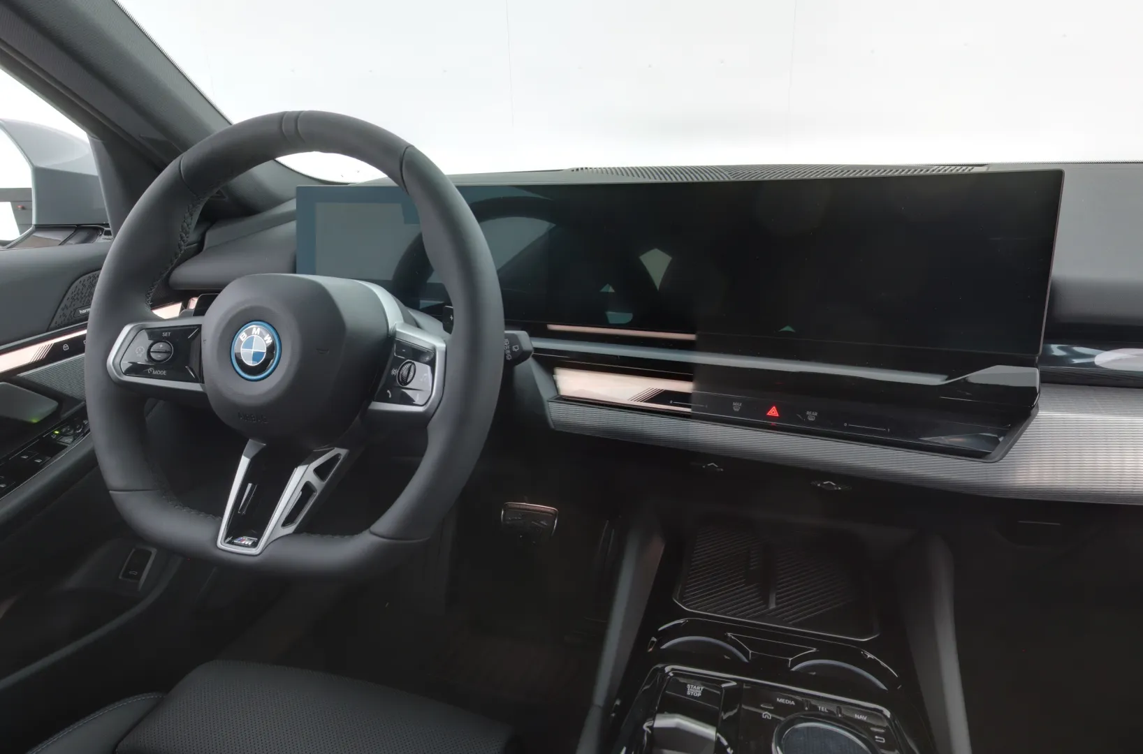 BMW 530e ISL-739 carousel image
