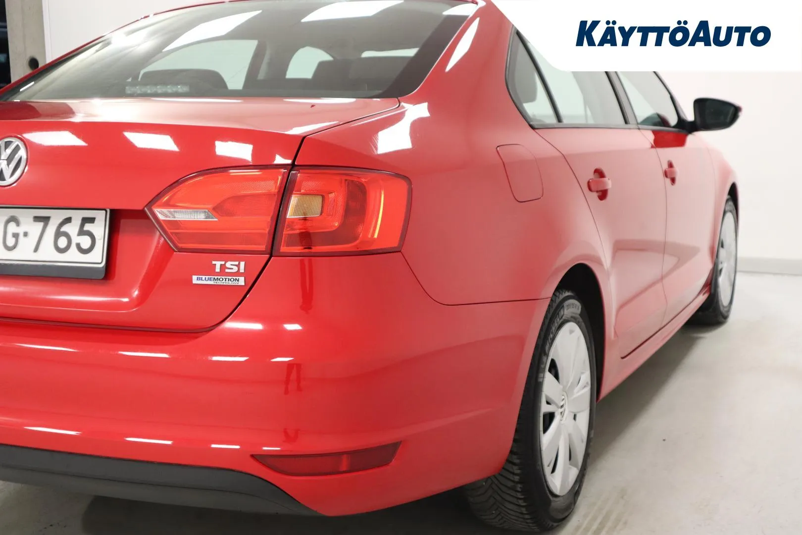 VOLKSWAGEN Jetta UOG-765 carousel image