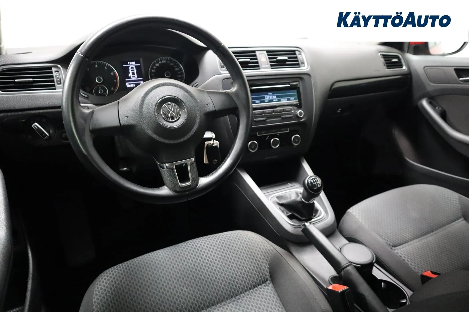 VOLKSWAGEN Jetta UOG-765 carousel image