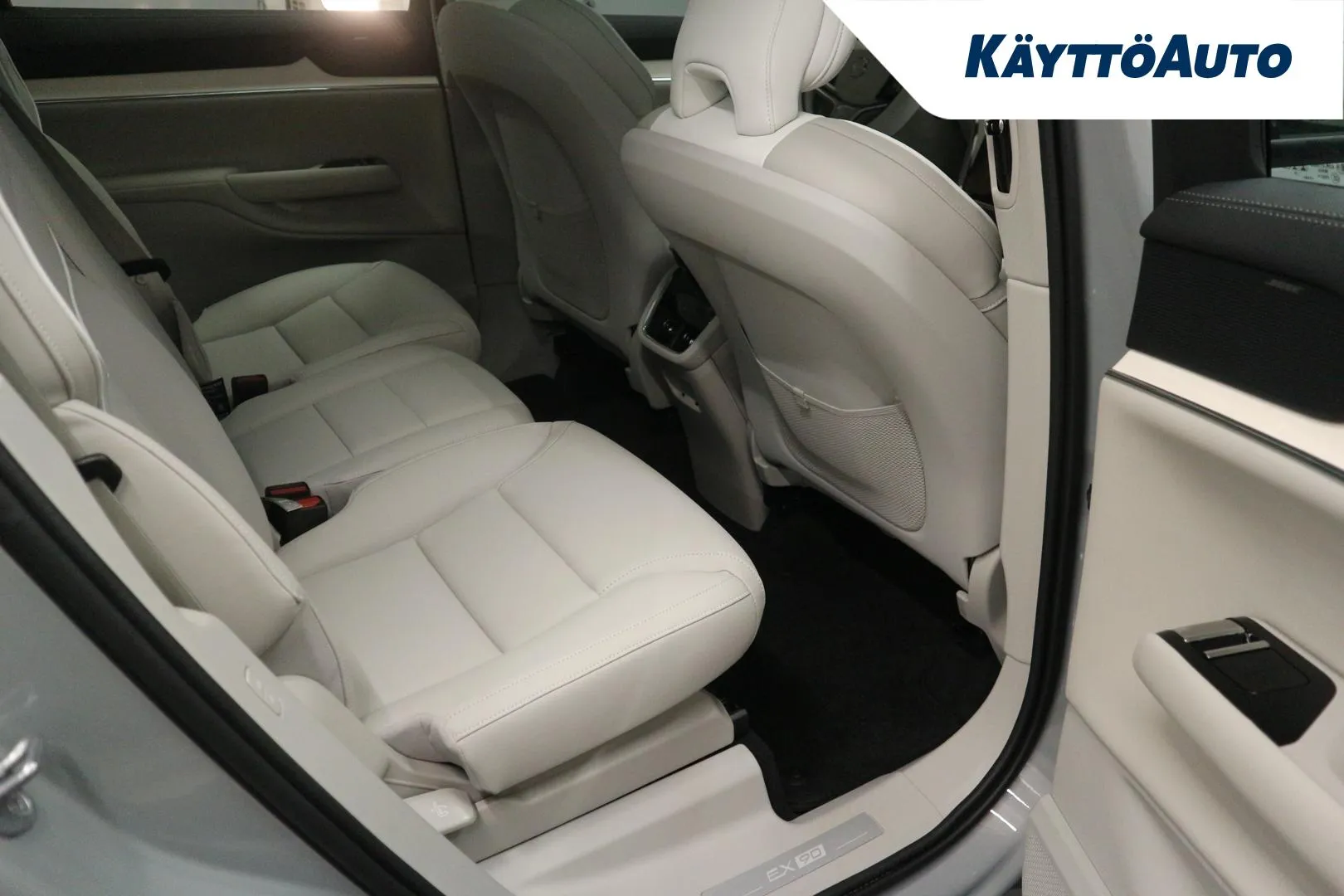 Volvo EX90 LTK-284 carousel image