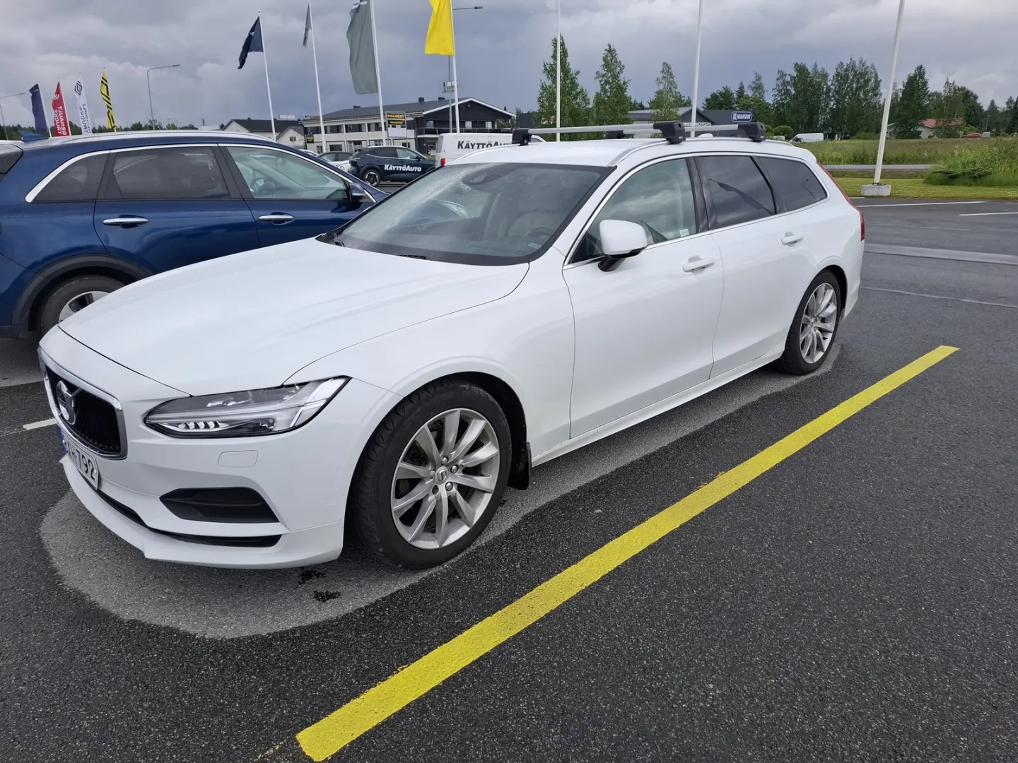 Volvo V90 BXH-792 carousel image