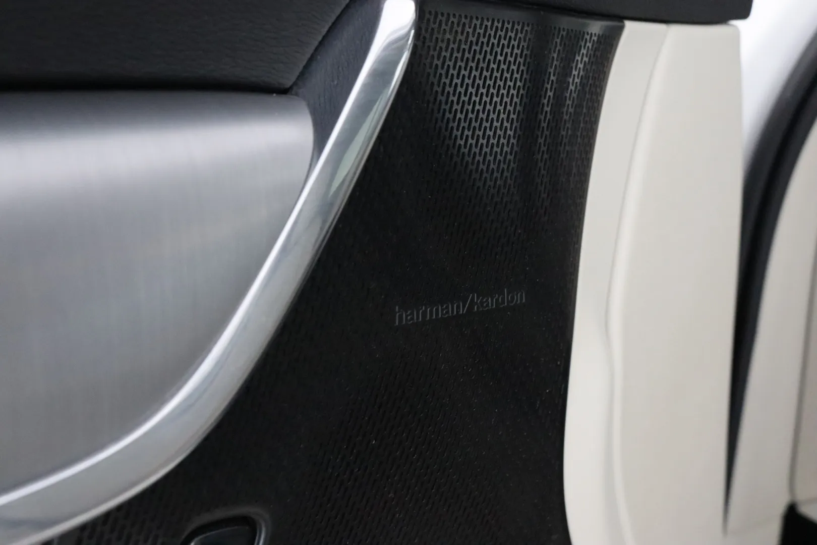 Volvo V90 BXH-792 carousel image
