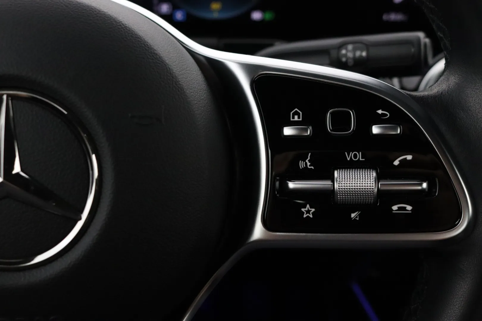 MERCEDES-BENZ EQA FSO-615 carousel image