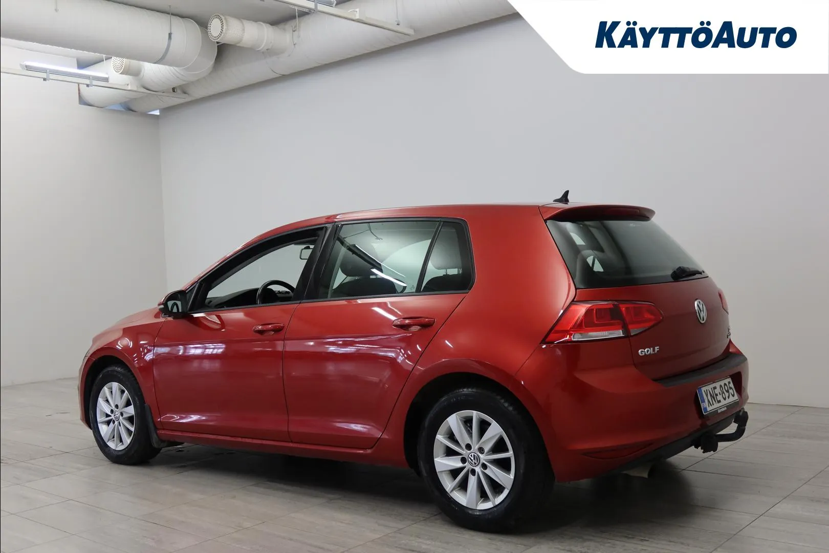 VOLKSWAGEN Golf XNE-895 carousel image