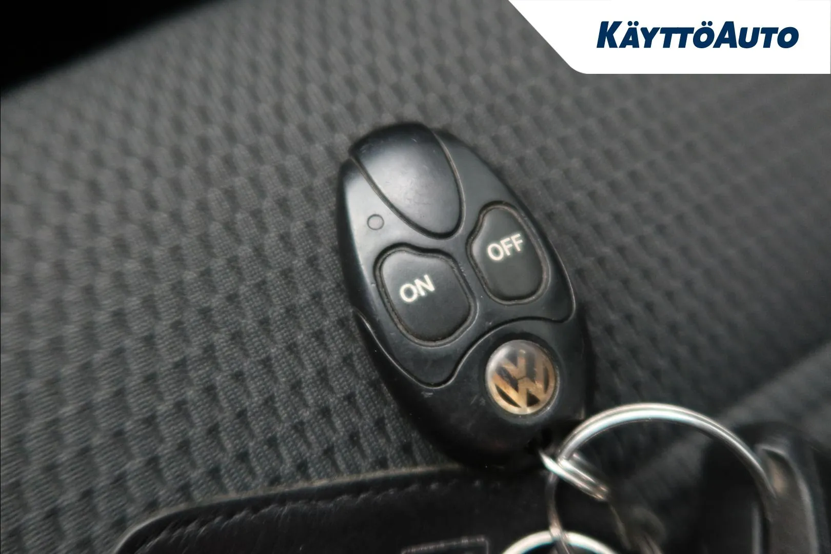 VOLKSWAGEN Golf XNE-895 carousel image