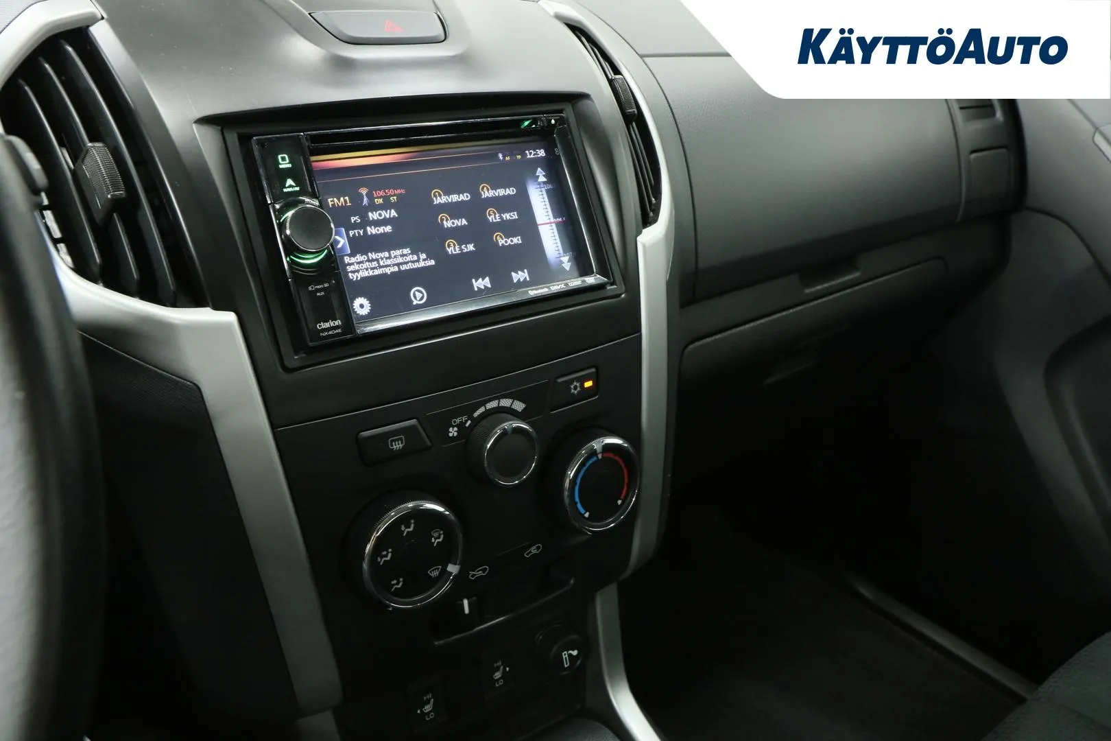 ISUZU D-Max FLN-816 carousel image