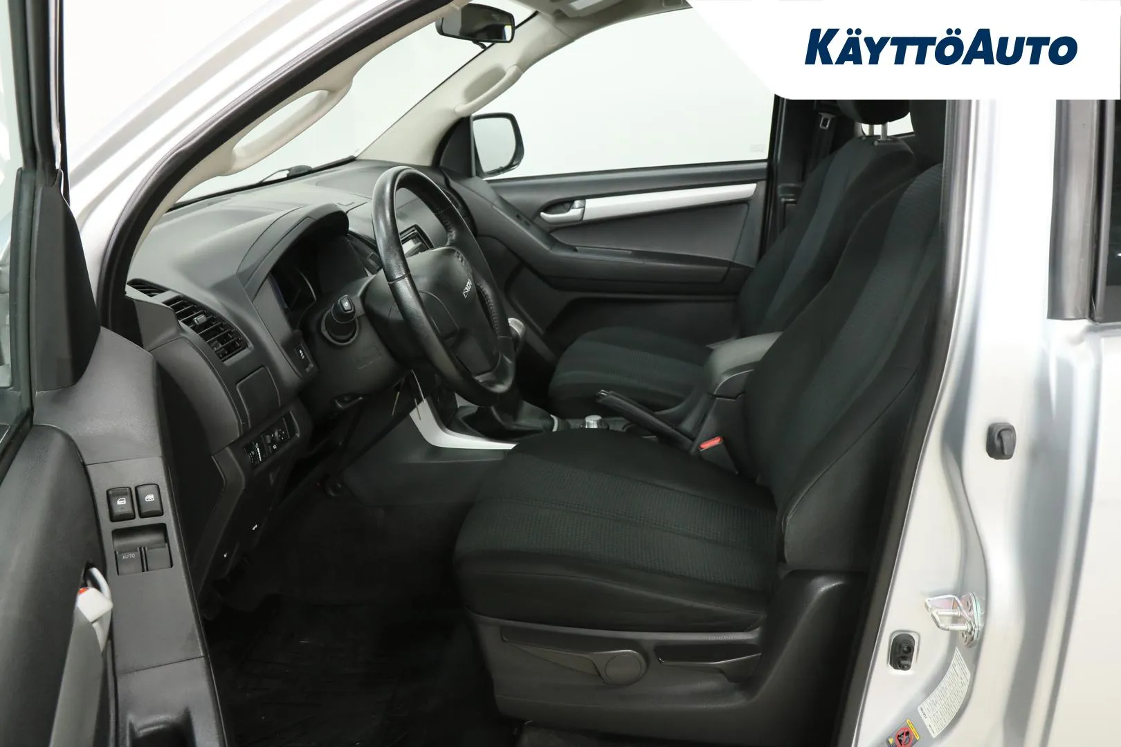 ISUZU D-Max FLN-816 carousel image
