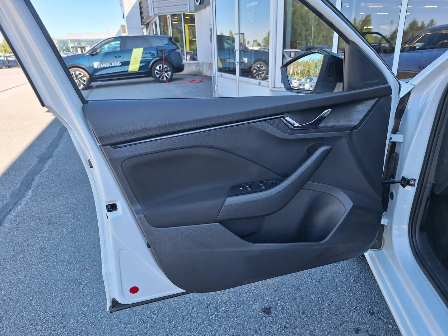 SKODA Scala BXL-894 carousel image