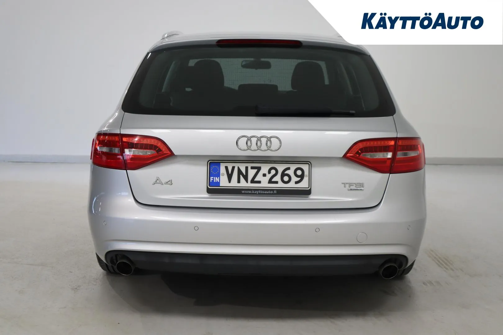 Audi A4 VNZ-269 carousel image