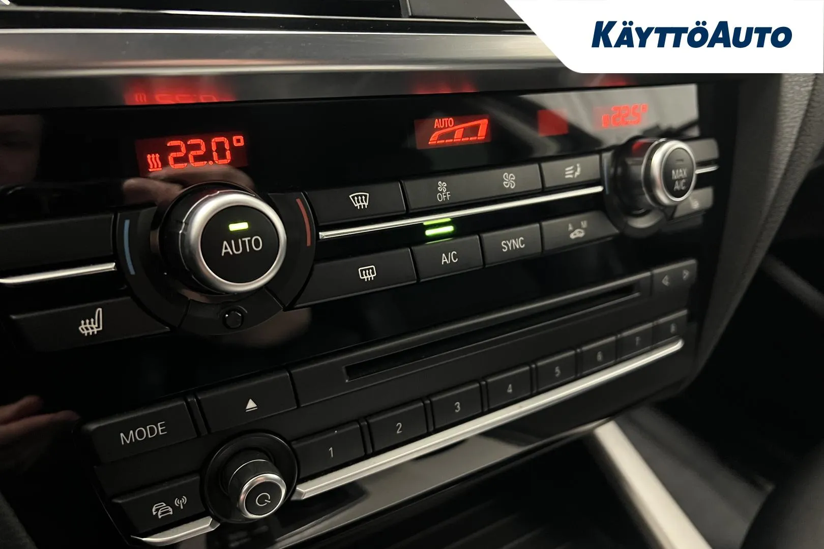 BMW X3 SMX-667 carousel image